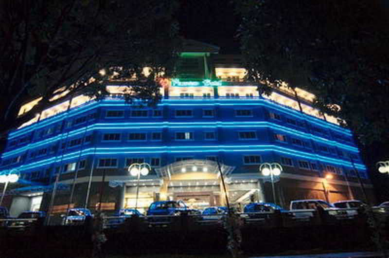 Penview Hotel Kuching Bagian luar foto